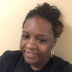 Meet your Posher, Regina